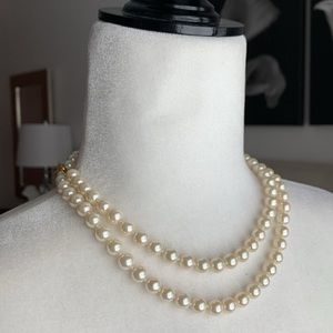 Lustrous Knotted Pearl Necklace